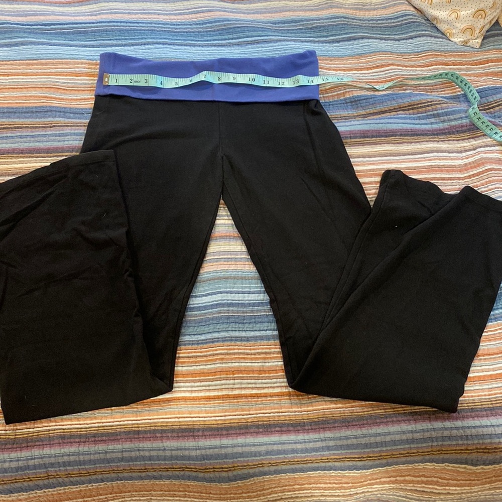 Victoria’s Secret medium yoga pants wide leg